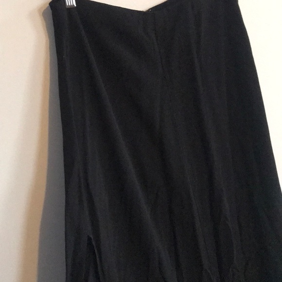 High slit black maxi skirt reformation - Picture 2 of 4